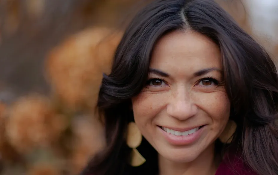 Close up of smiling woman